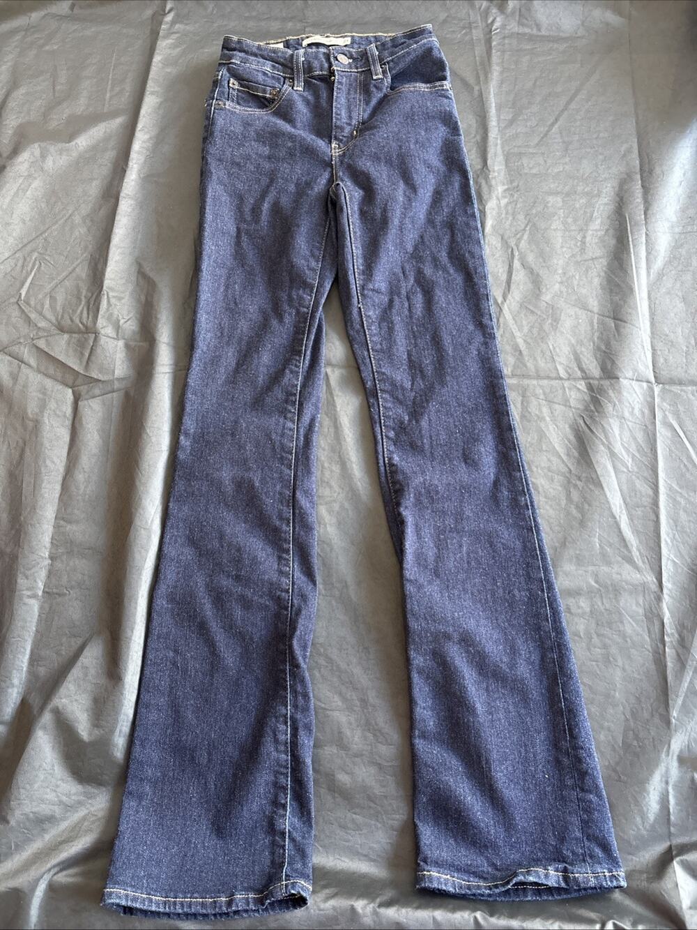 levi's women's 725 high rise bootcut jeans Size 24
